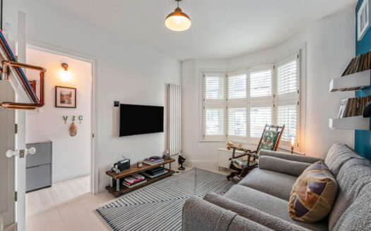 Colville Road, Walthamstow, London, E17 6EL