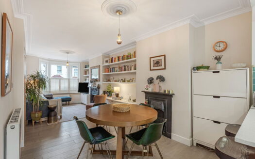 Colville Road, London, E17 6EL