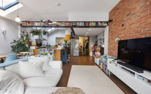 Beresford Road, Highbury, London, N5 2HR