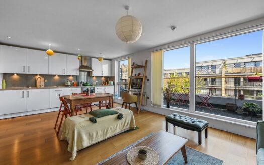 Kleine Wharf, Orsman Road, London, N1 5QL