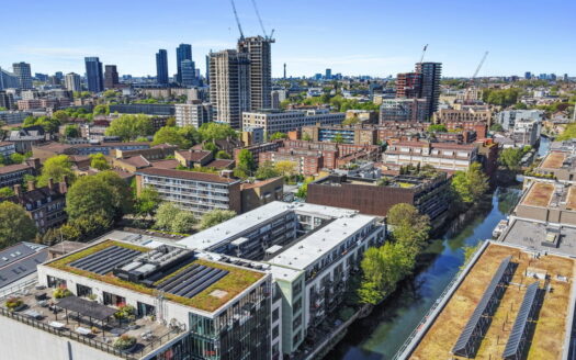 Kleine Wharf, Orsman Road, London, N1 5QL