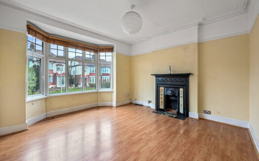 Mount View Road, London, E4 7EF