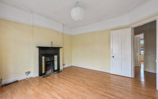 Mount View Road, London, E4 7EF